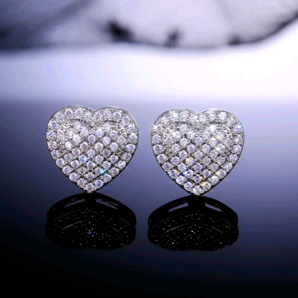 🎈Love silver diamond stud earrings - Picture 2 of 6